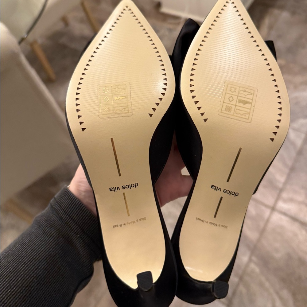 Dolce Vita Black Pointed Bow Slip-On Mules - Picture 2 of 3